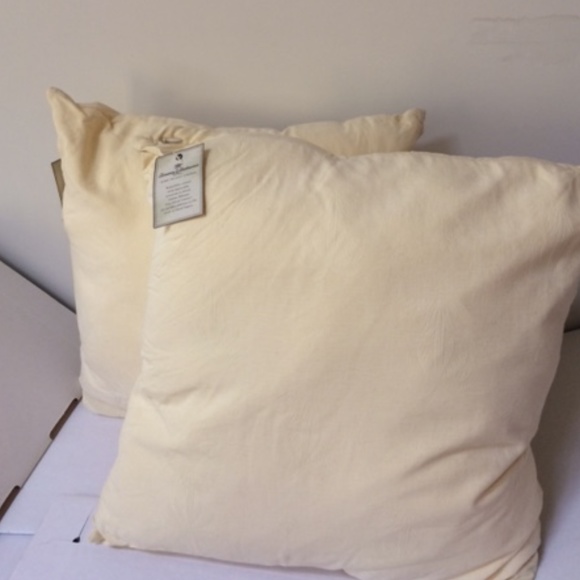 Tommy Bahama Other - 2 Tommy Bahama Monaco Palm Silk Pillows Yellow Tommy Bahama Other - 2 Tommy Bahama Monaco Palm Silk Pillows Yellow